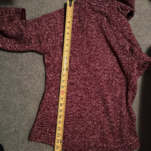 Women’s MAROON Avalanche Fleece lined hoodie size small - Picture 4 of 4